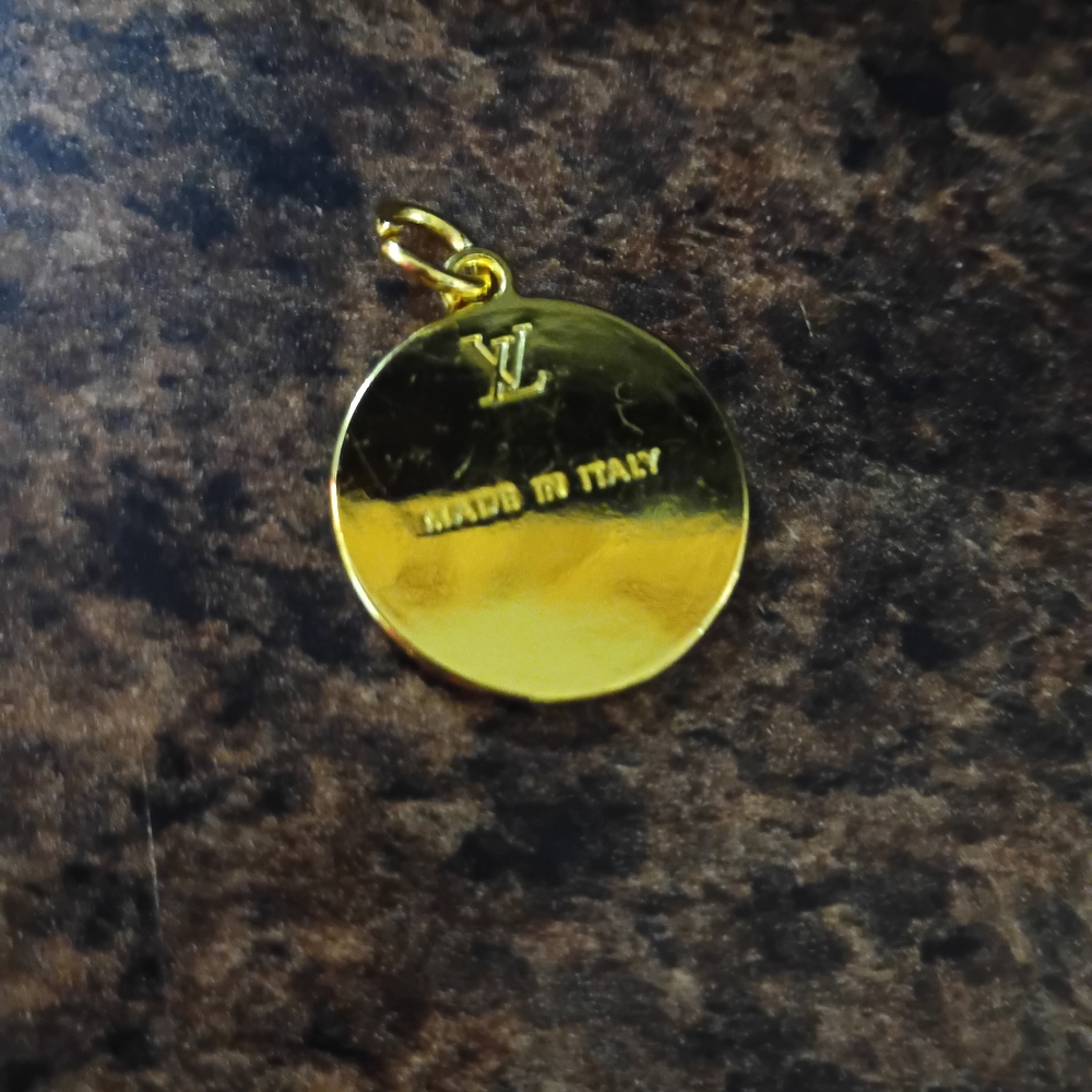 Louis Vuitton Zipper/ Charm - Picture 3 of 13
